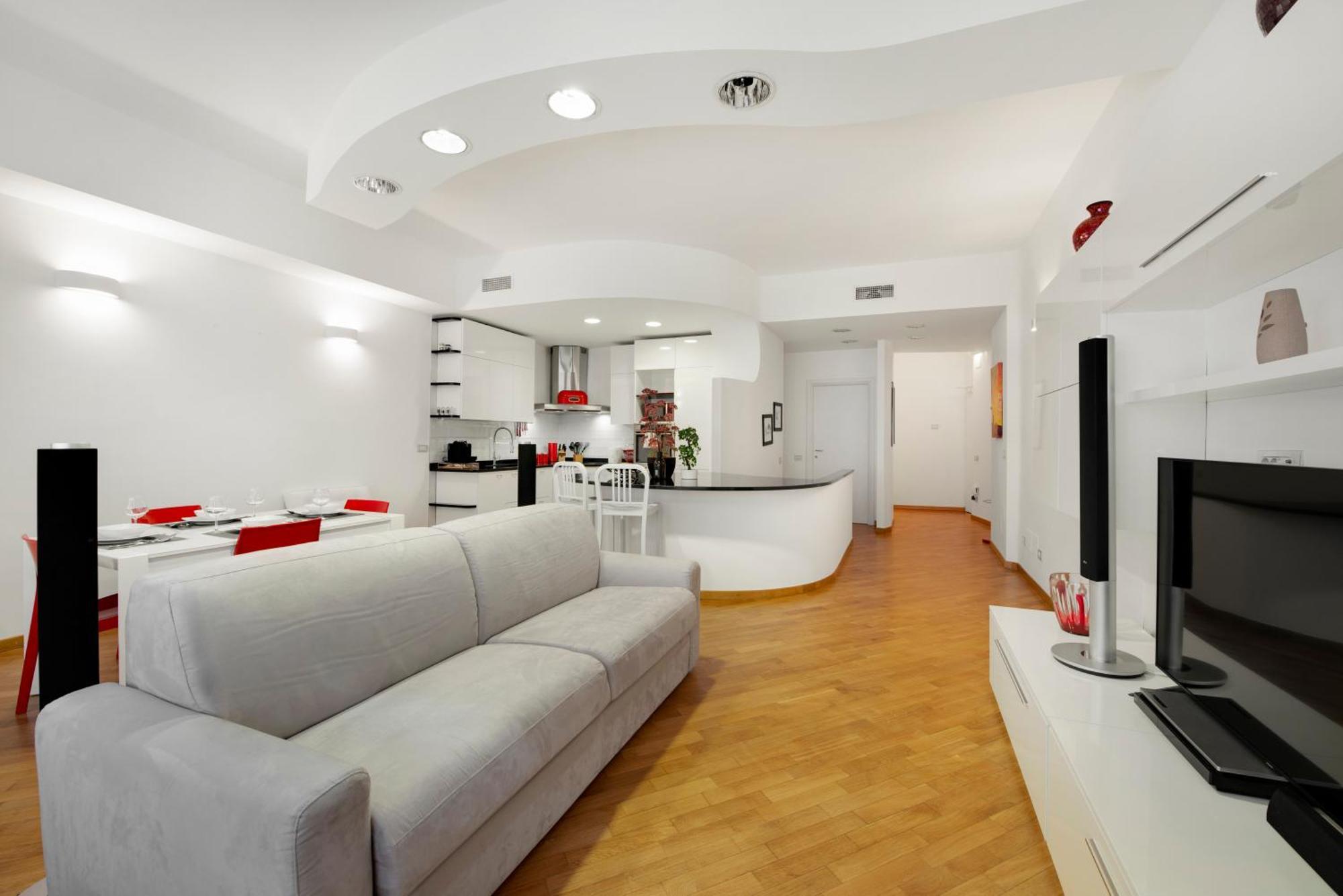 Appartamento Garage Privato Gratuito - 600 Metri Duomo